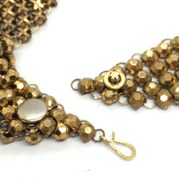 VINTAGE LARGE MESH SCARF NECKLACE TRIANGLE BRONZE GOLD TONE METAL STATEMENT - Picture 10 of 14